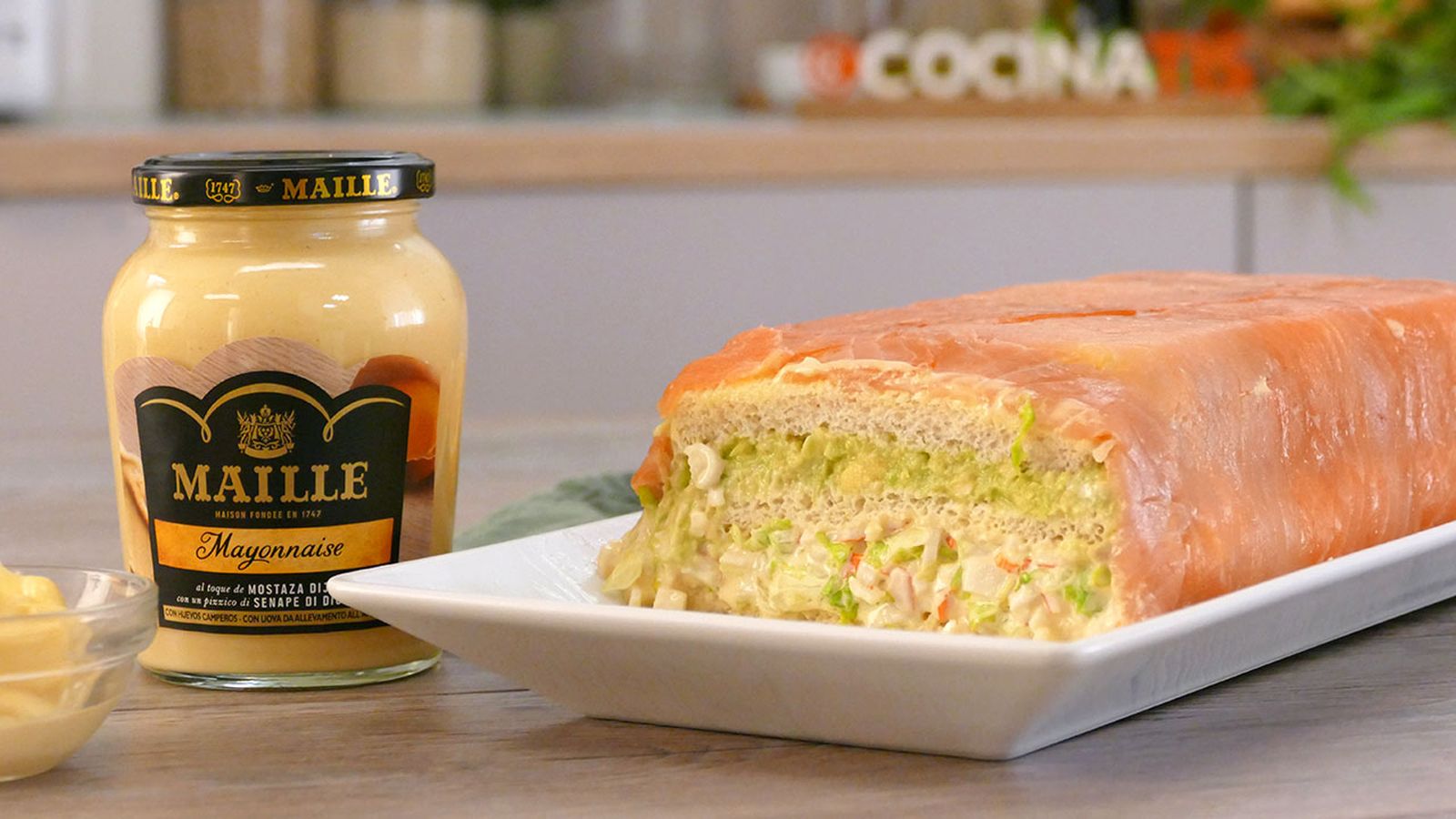 Receta de pastel de salmón y aguacate  paso 6