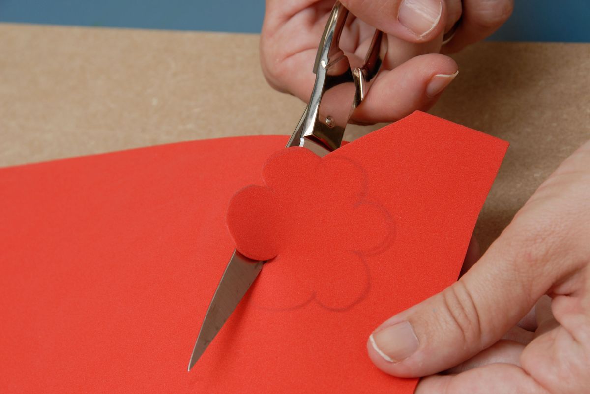 Cuadros infantiles de goma eva paso 5