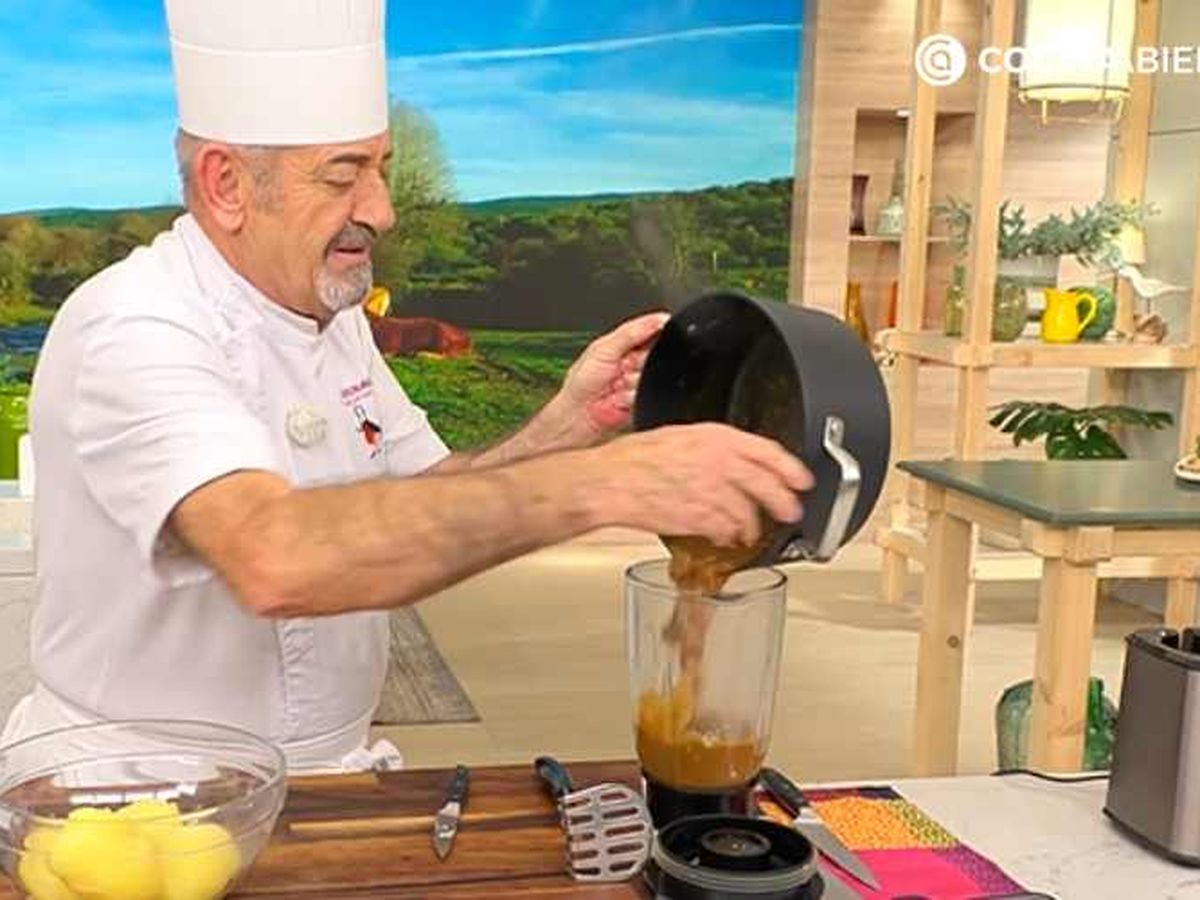 Tritura hasta conseguir una salsa homogénea