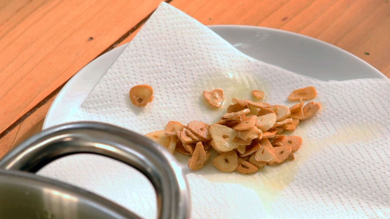 Ajos laminados y dorados