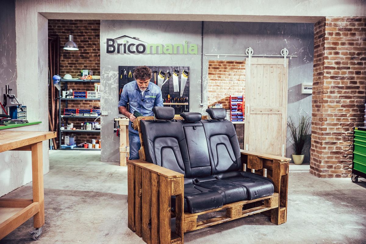 Cómo hacer una butaca con palets y asientos de coche paso 9