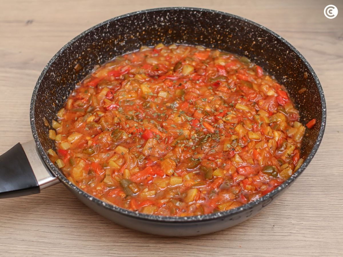 Cocinamos el pisto de verduras con paciencia