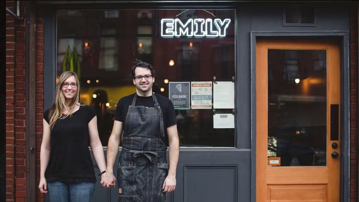 Matt y Emily Hyland en su primer restaurante
