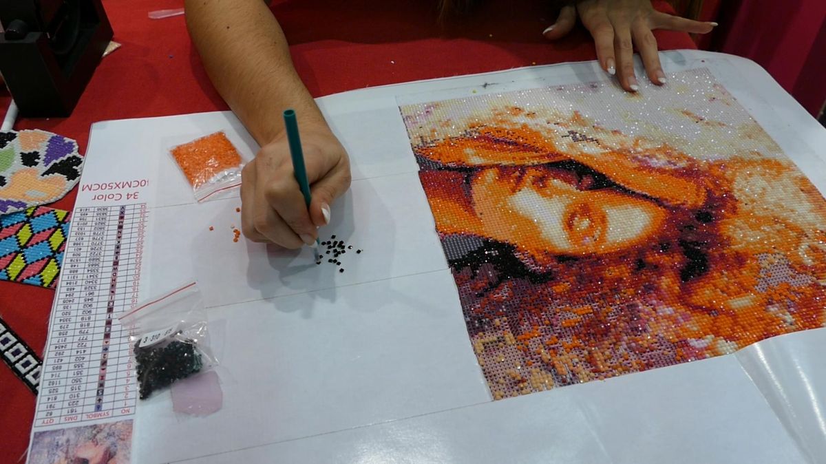 Técnica de punto de cruz diamante paso 2