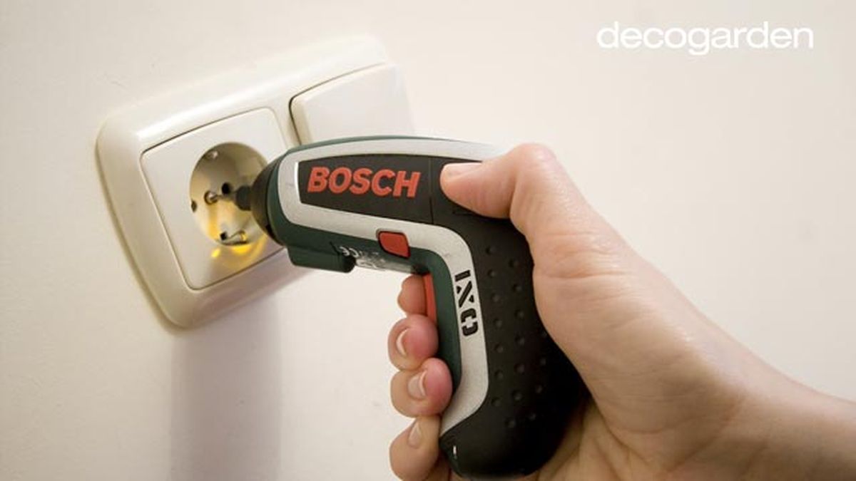 deco293 pared geometrica dormitorio beige paso 2