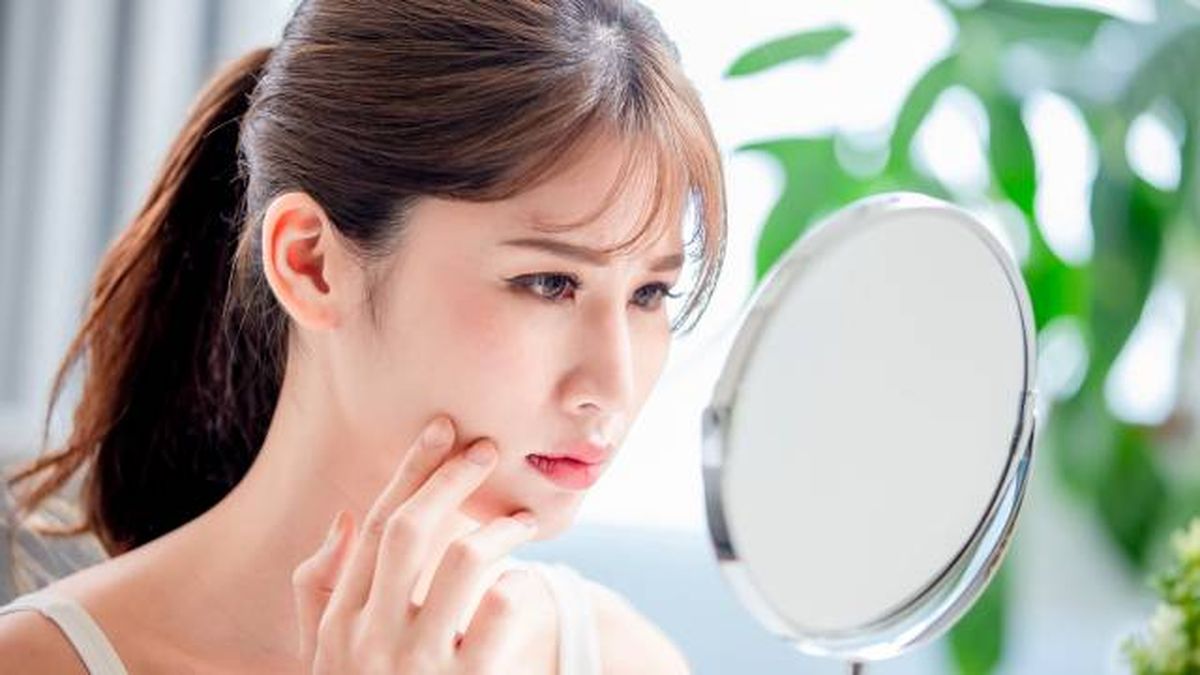 observar piel grasa rostro sudor facial