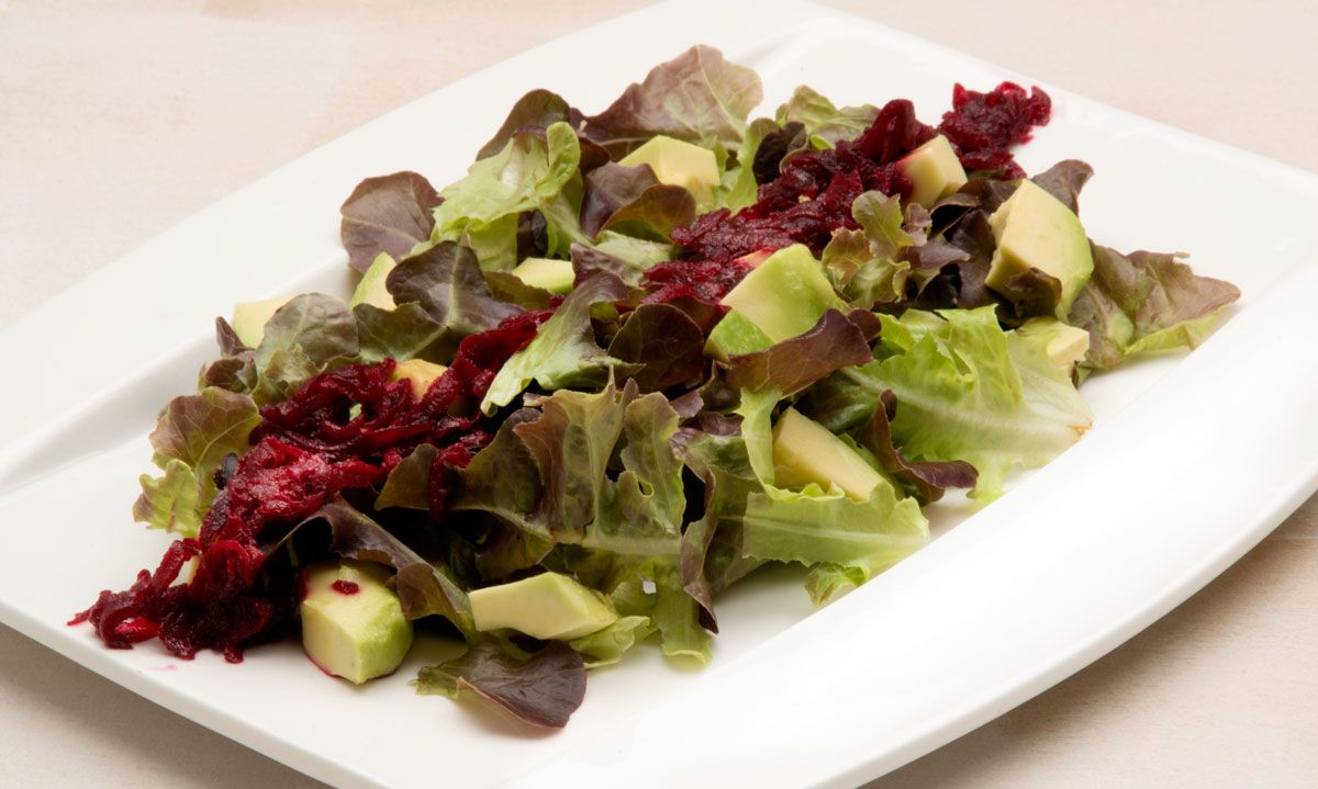5413 2 ensalada aguacate y remolacha xl
