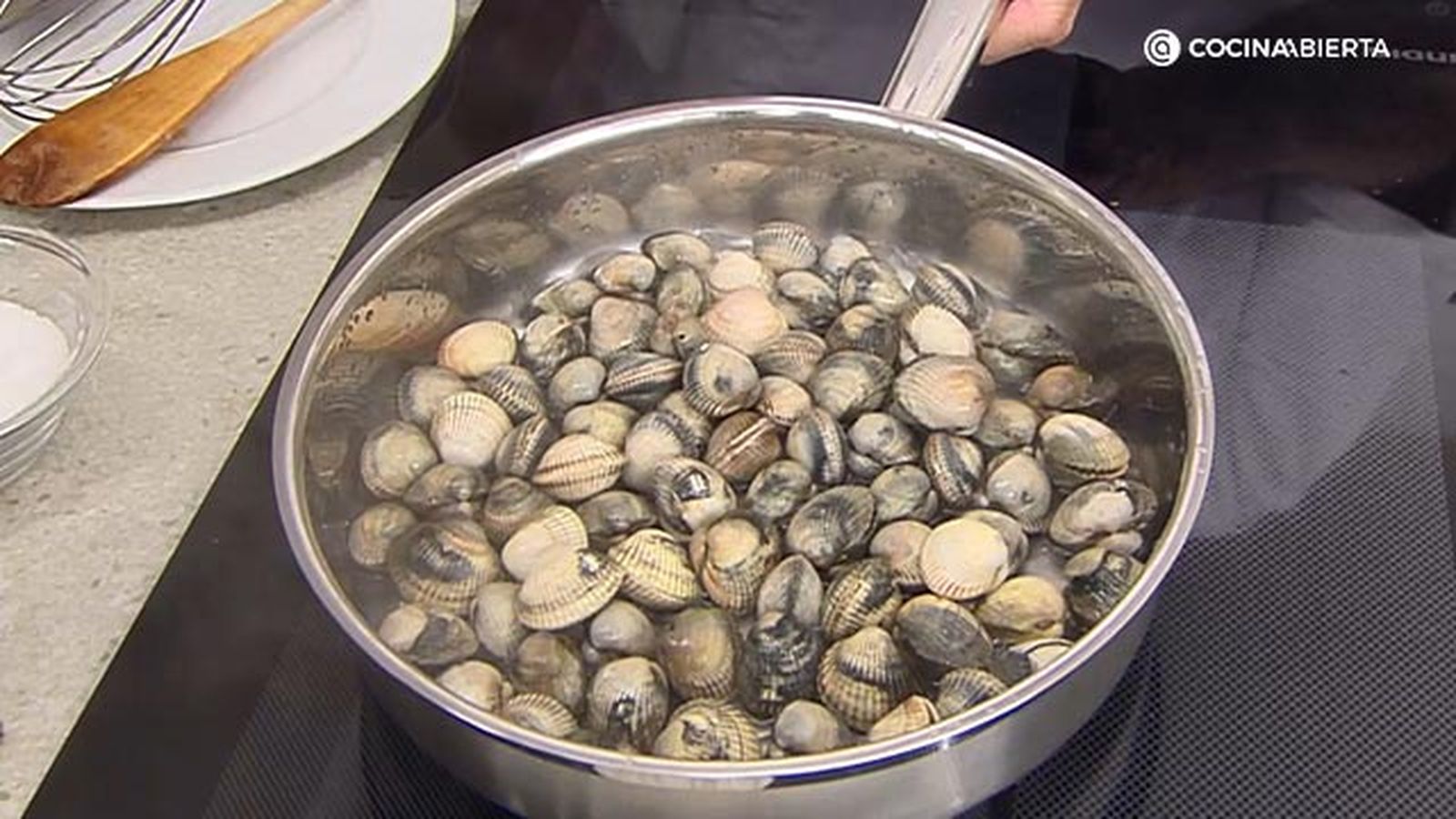receta sopa pan berberechos ka paso 6