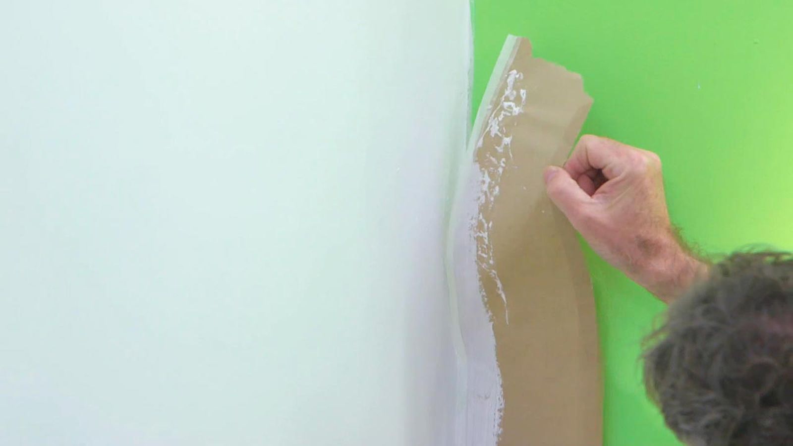 Cómo cerrar un hueco en la pared paso 13 Cómo cerrar un hueco en la pared paso 13