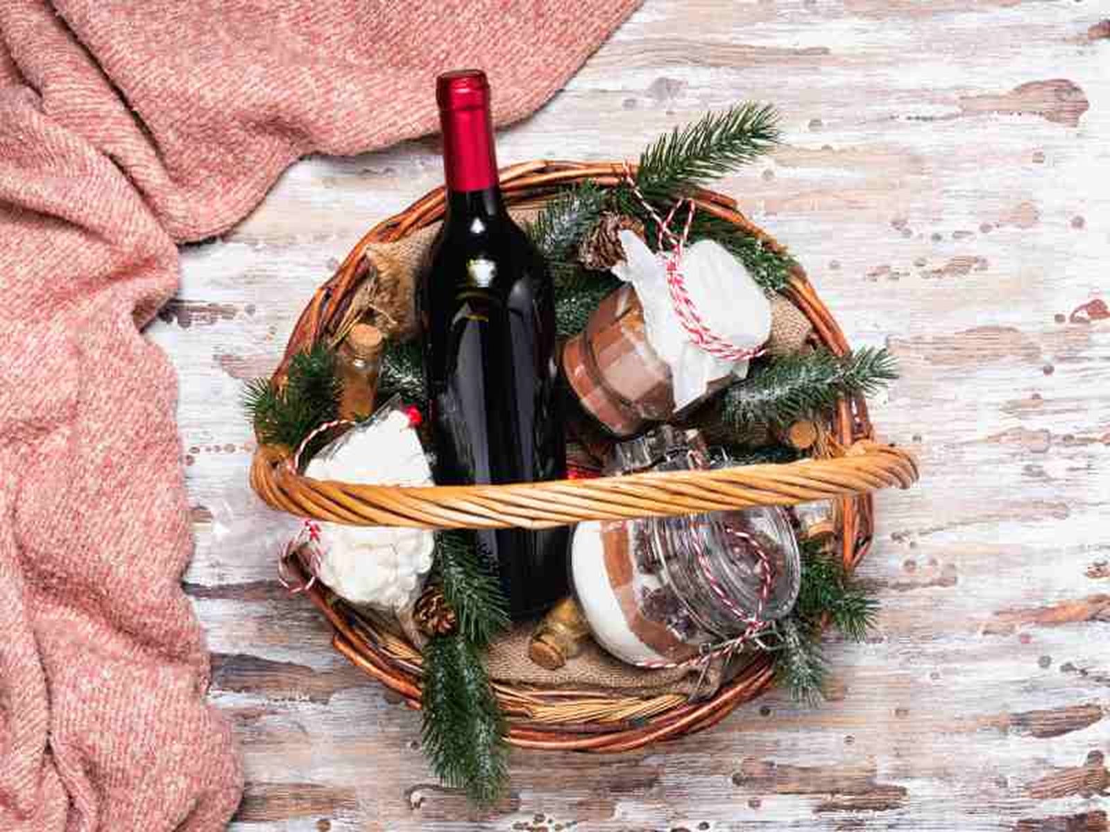 Cesta gourmet, un regalo perfecto para Navidad