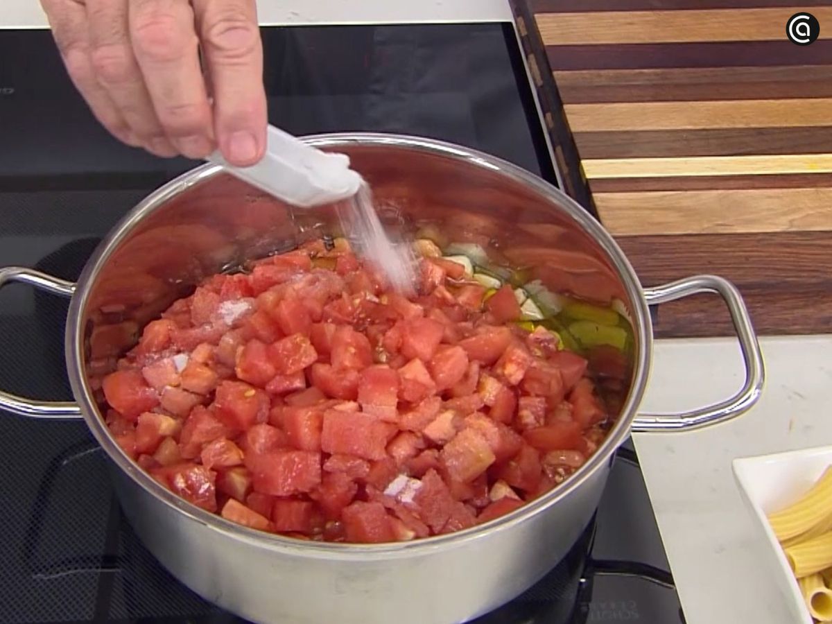 Preparamos la salsa de tomate