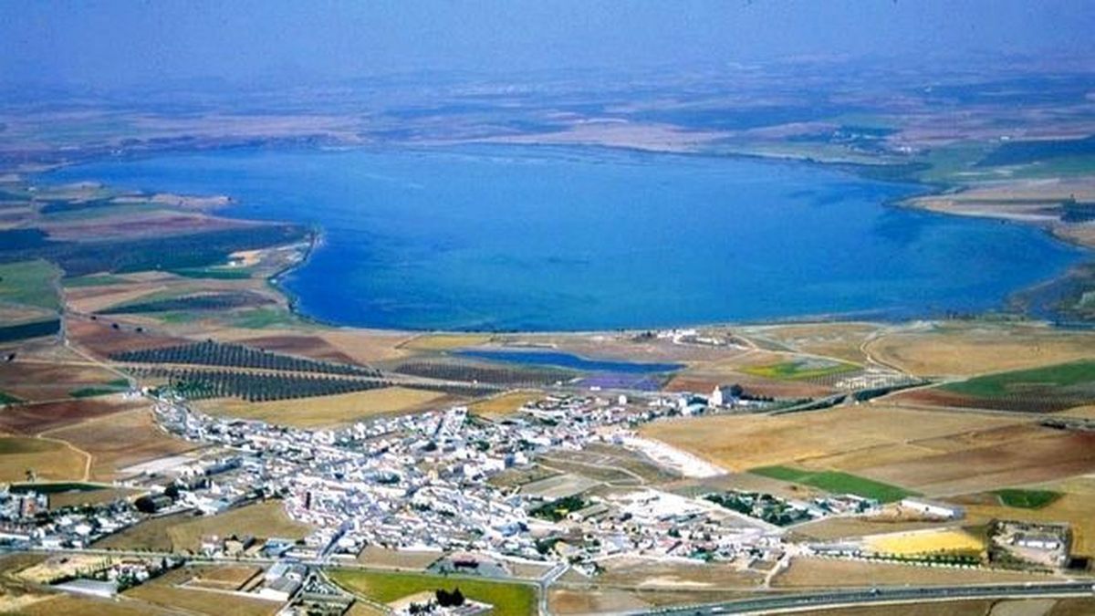 laguna de fuente de piedra junta de andalucia