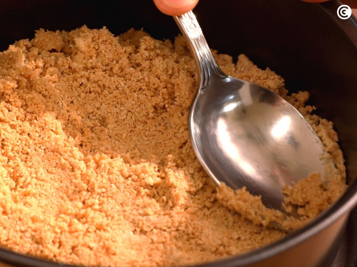 Base de galletas para la tarta de queso sin horno