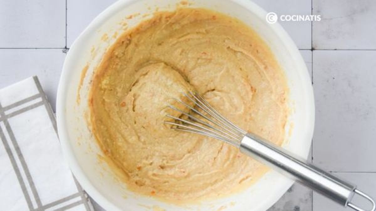 Preparamos la masa del bizcocho casero