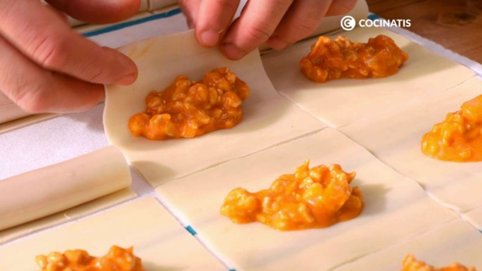Damos forma a los canelones Damos forma a los canelones