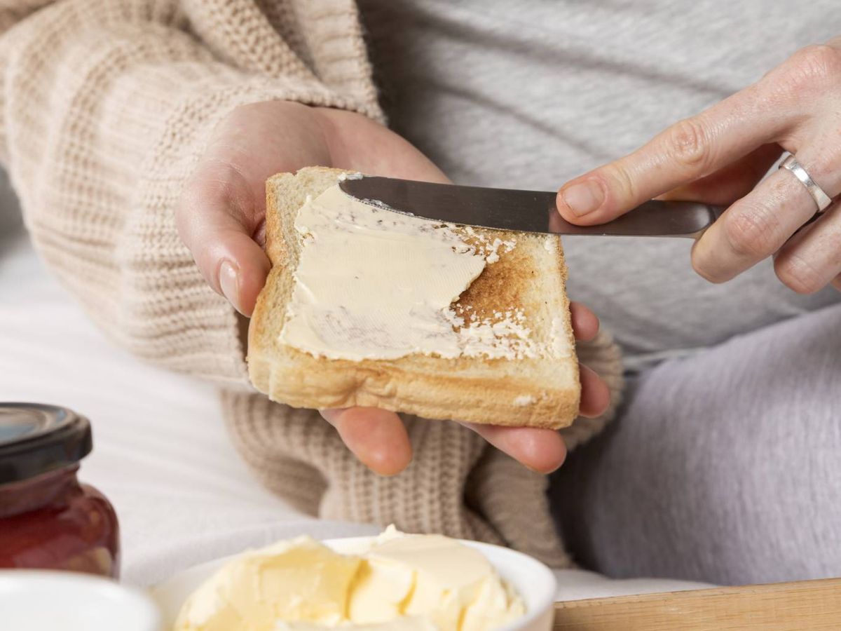 La margarina se unta con facilidad incluso recién sacada del frigorífico.