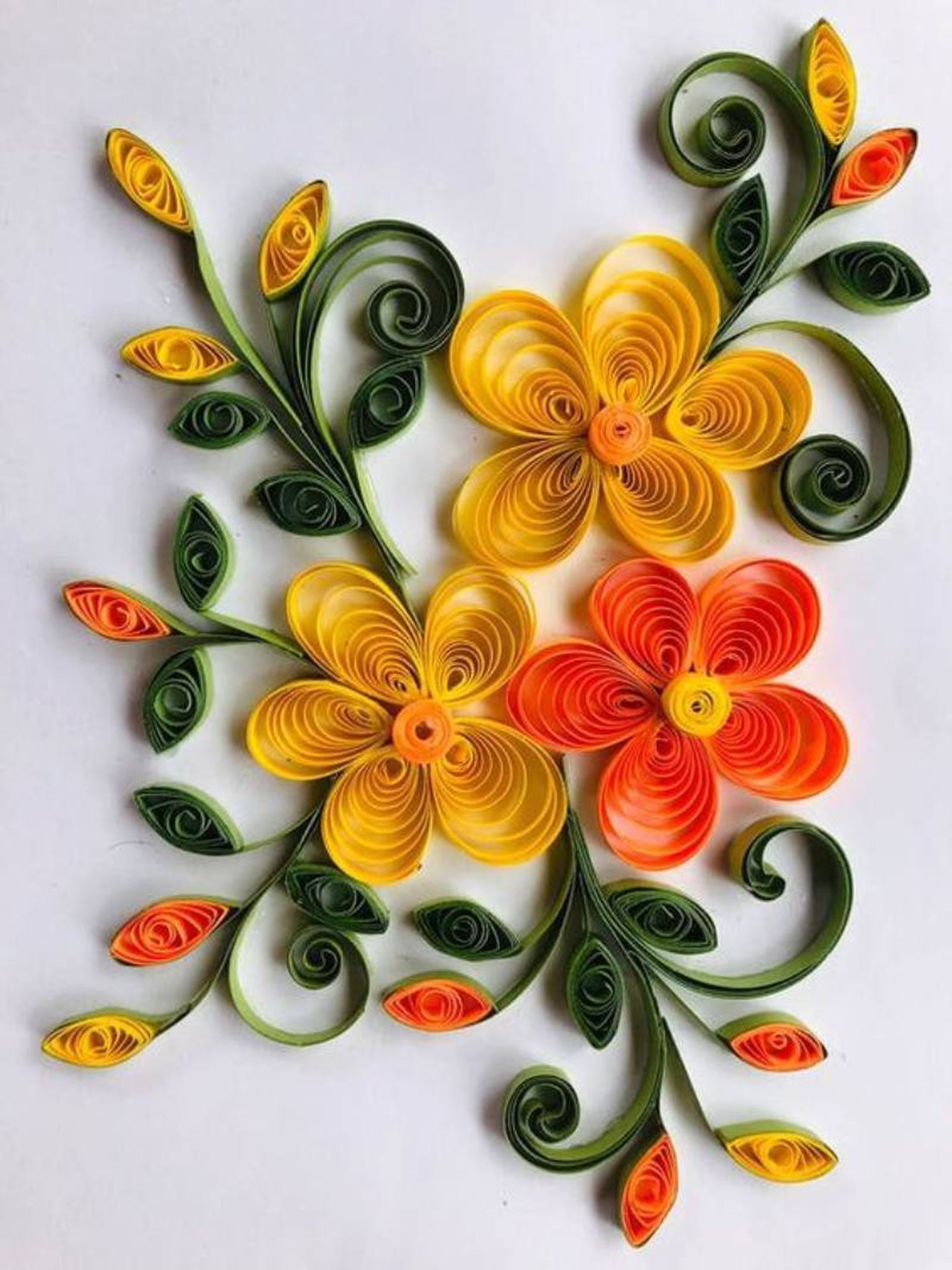 Flores hechas con filigrana. Flores hechas con filigrana.