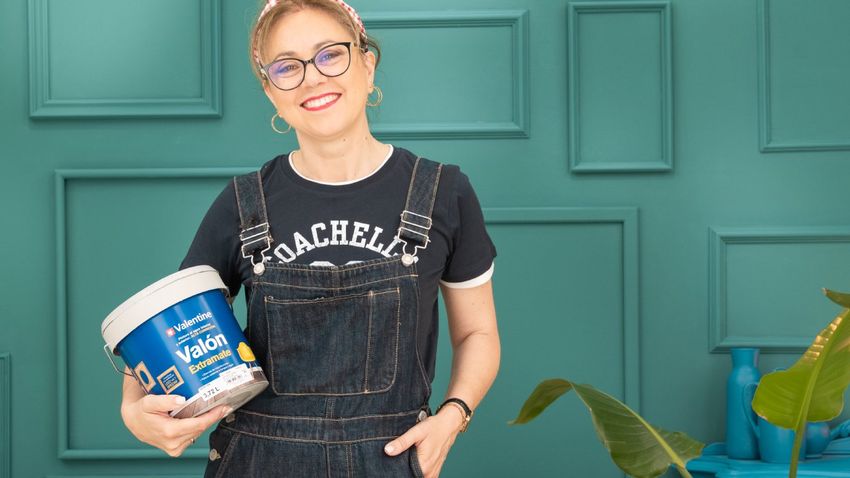 Disimula las imperfecciones en la pared con pintura extramate