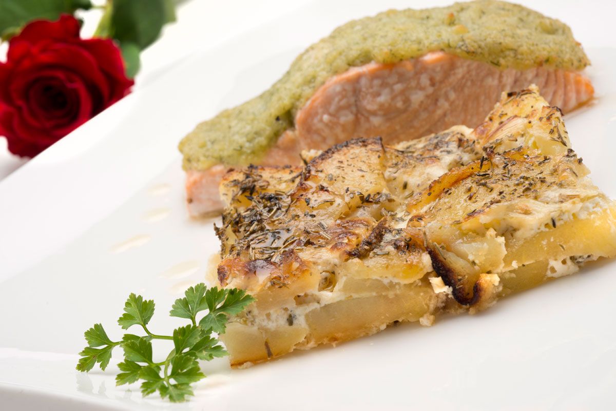 461 Salmón asado con puré de patata (5076) xl