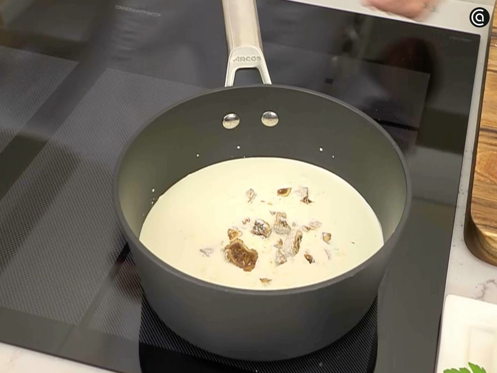 Cocina la nata con los higos secos y la miel Cocina la nata con los higos secos y la miel