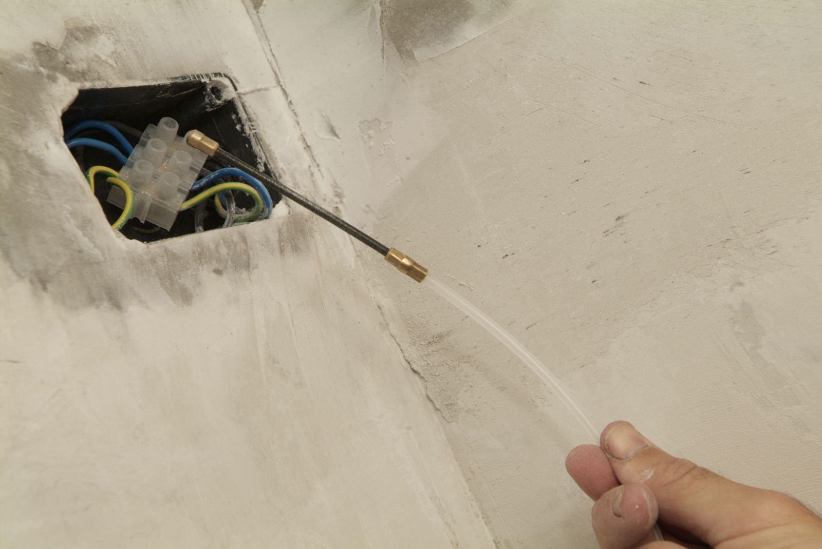 Instalación para nuevo punto de luz paso 5 Instalación para nuevo punto de luz paso 5
