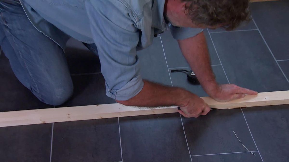 Como colocar suelo vinilico en rollo paso 4