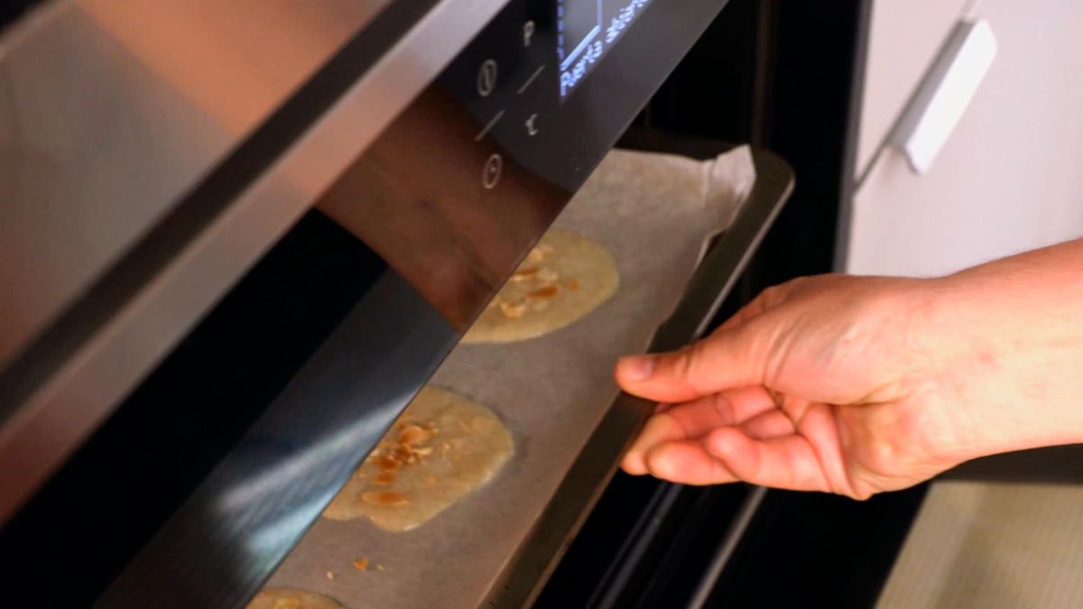 Tejas de almendra crujientes   paso 4