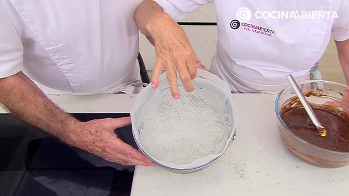 KARL7024 tarta cumpleanos p1