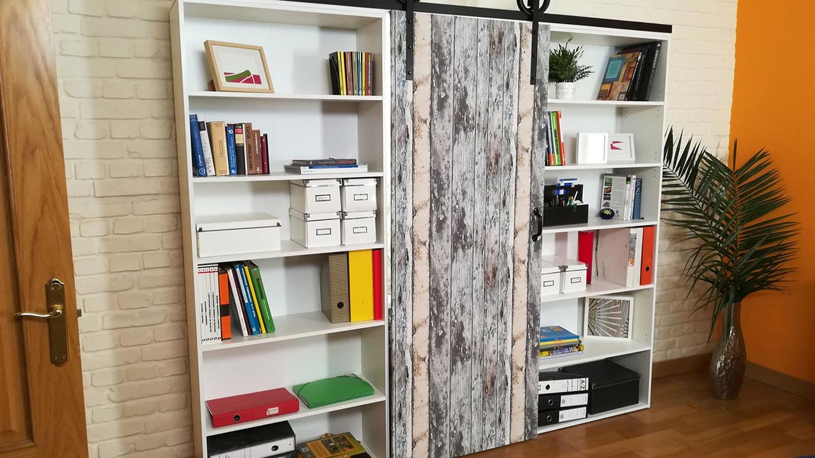 Puerta corredera para zona de trabajo Puerta corredera para zona de trabajo