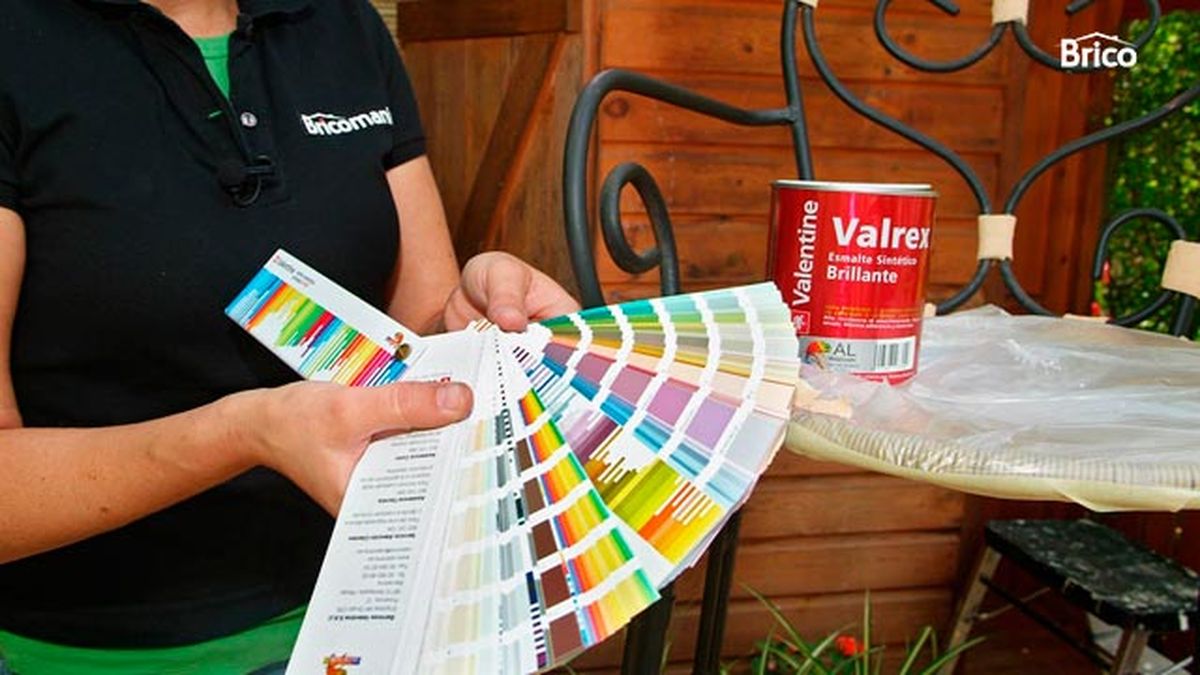 Como restaurar una silla de hierro de exterior