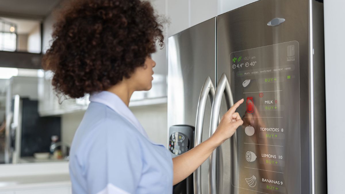 Electrodomésticos inteligentes que sugieren recetas: la inteligencia artificial ya está en casa.