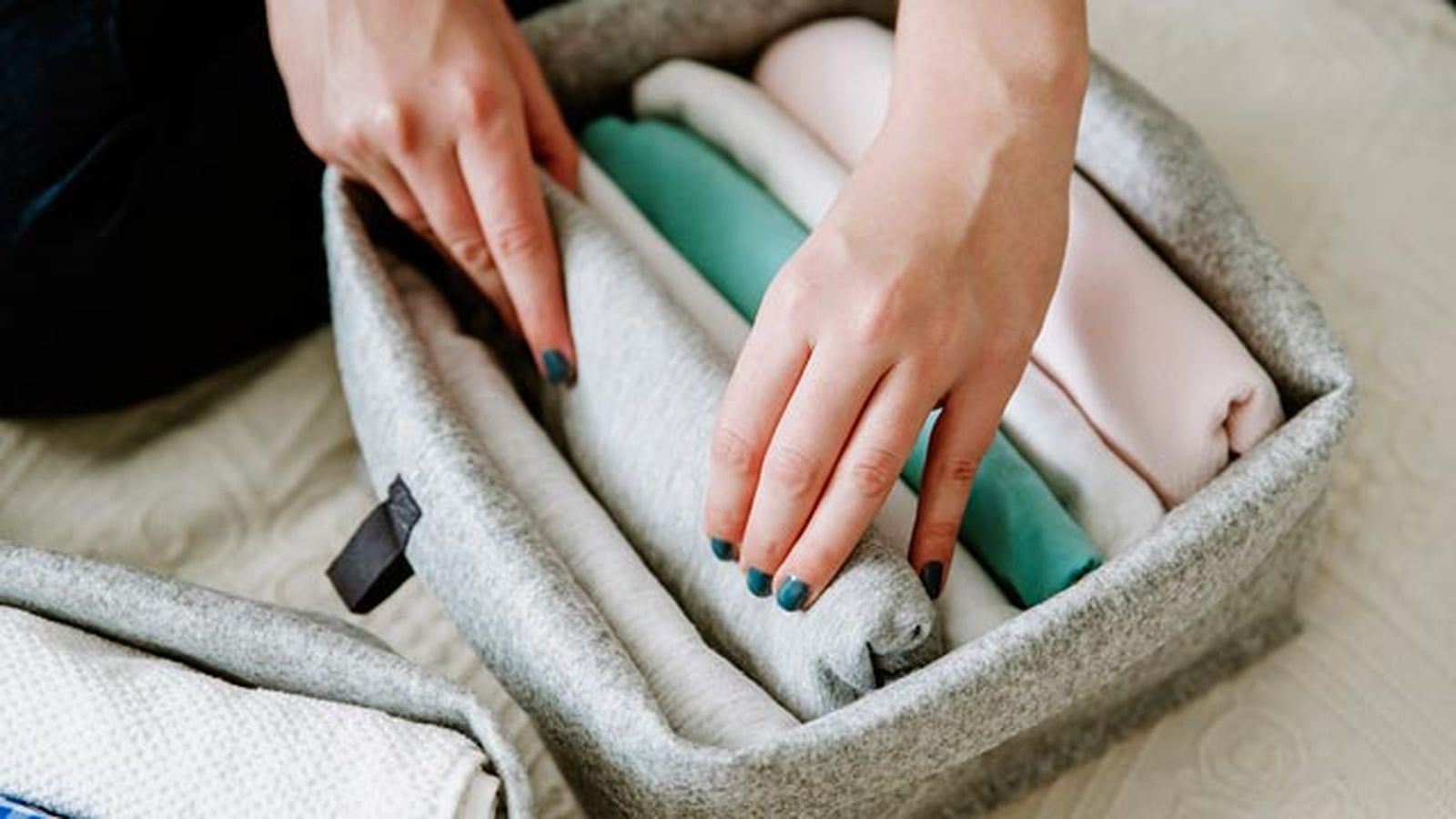 como doblar la ropa con el metodo marie kondo como doblar la ropa con el metodo marie kondo