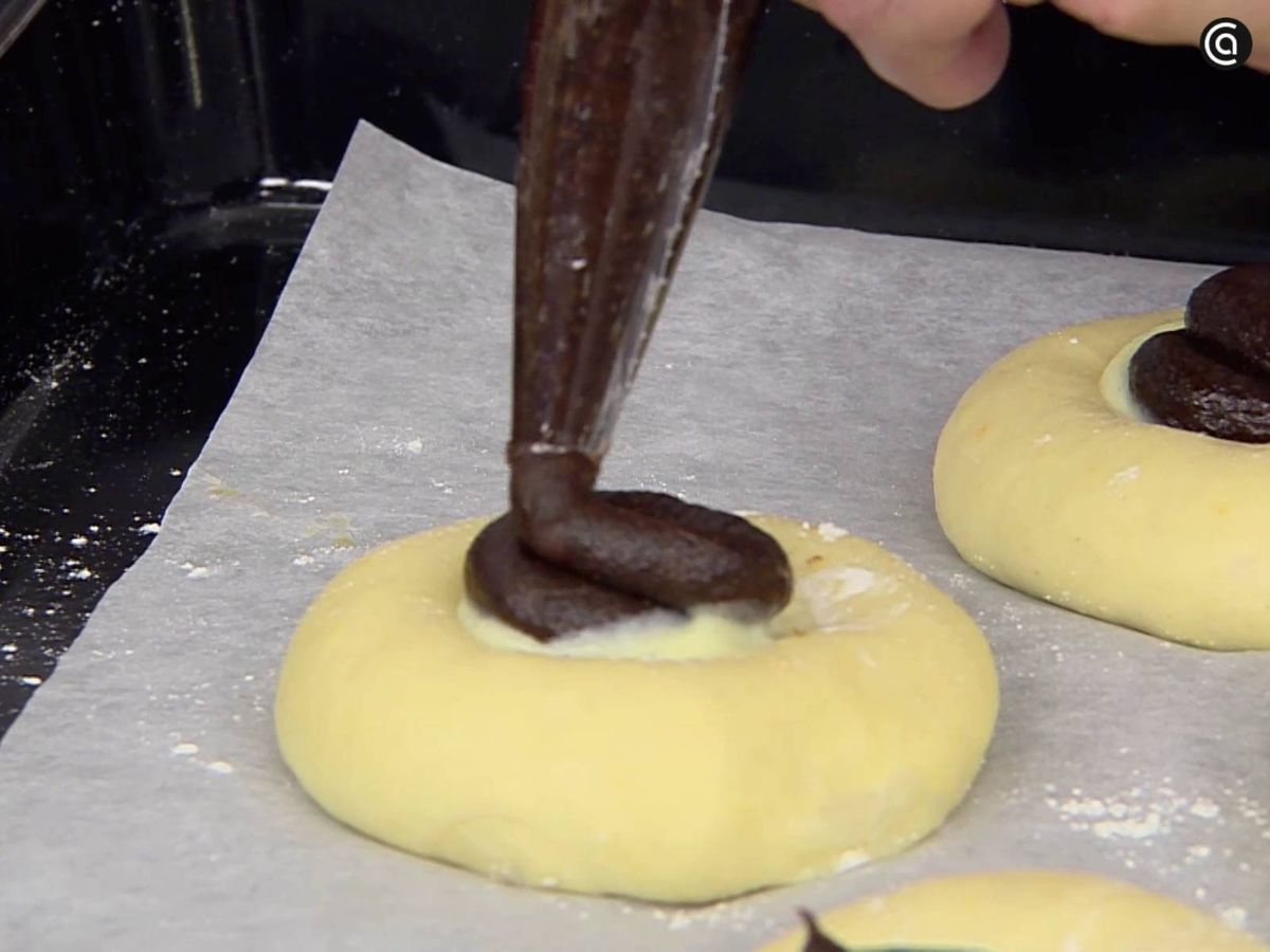 Prepara la crema de ciruelas pasa