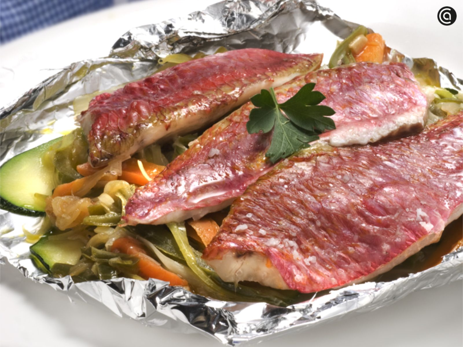 Salmonetes al papillote, una receta saludable de Karlos Arguiñano