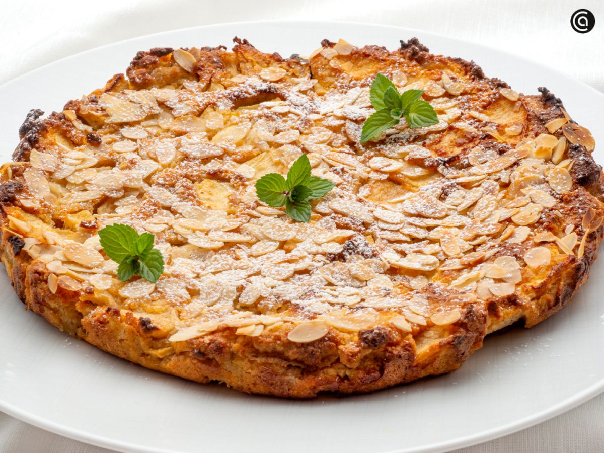 Tarta de manzana con almendra, ideal para poner en valor variedades como Golden o Reineta.