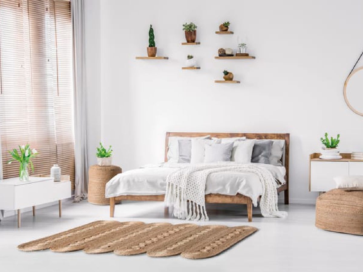 Las alfombra de yute aportan un aire relajado