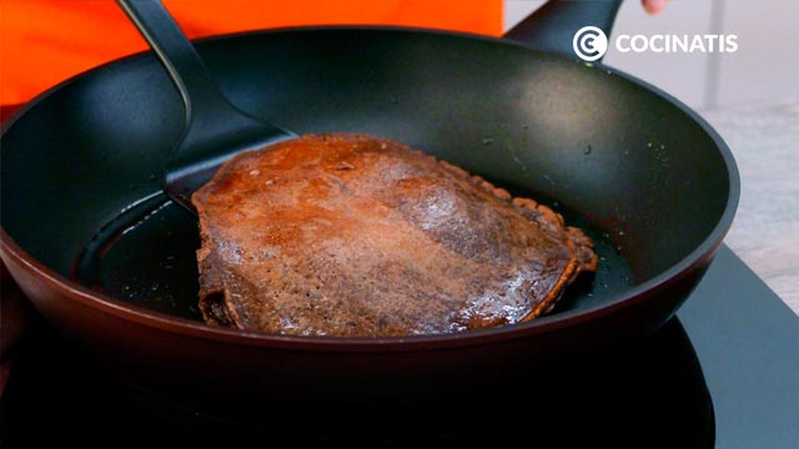 Dora dos minutos por ambos lados Receta de tortitas de chocolate paso 5