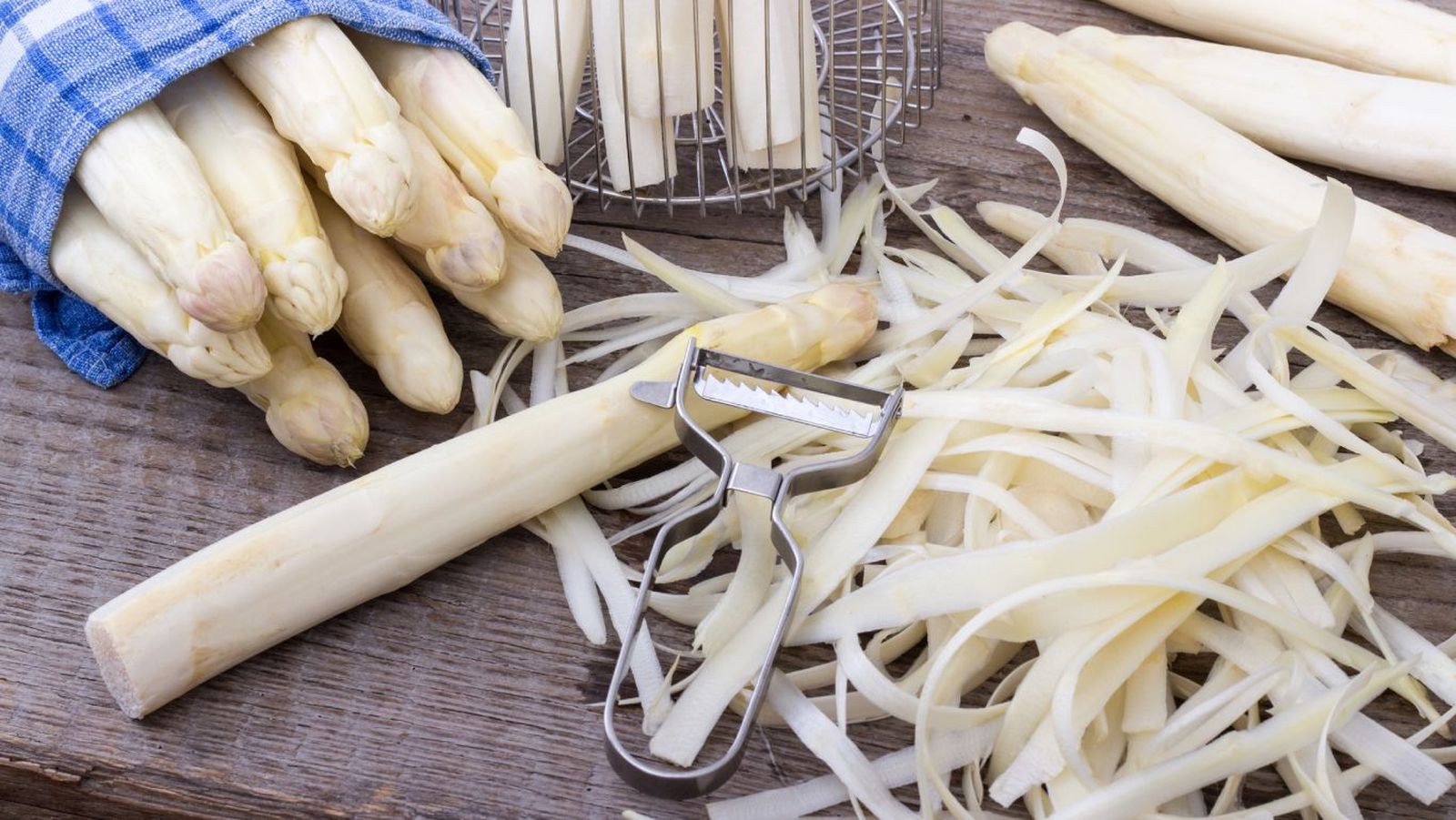 Cómo cocer espárragos blancos