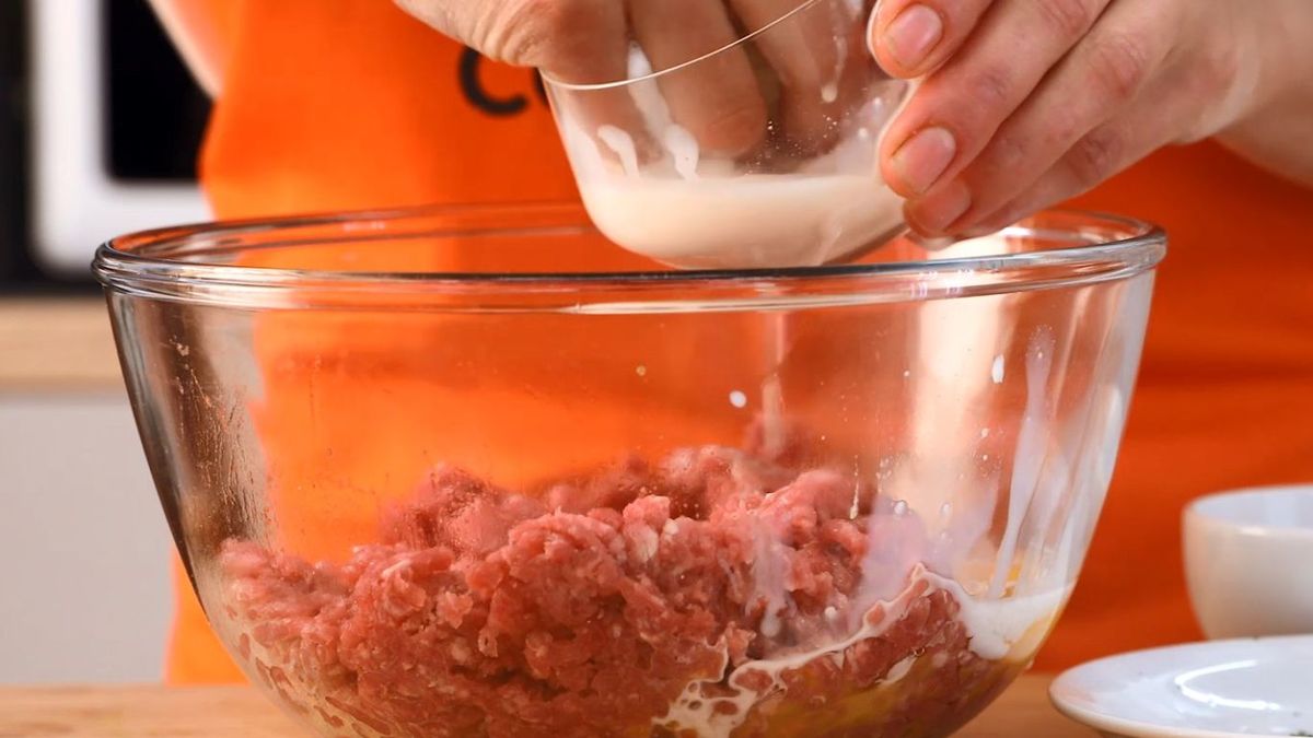 Cómo hacer la masa de las albóndigas más jugosas