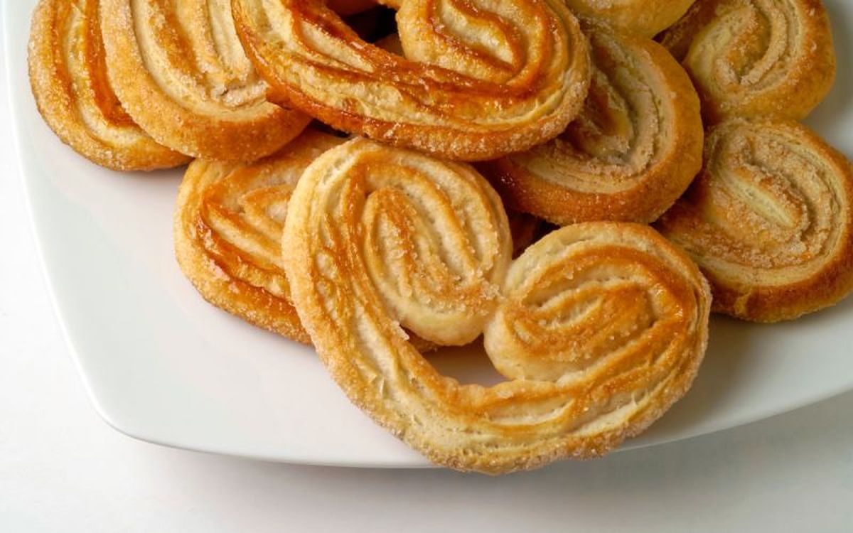 Para pintar el hojaldre, puedes utilizar aceite de oliva