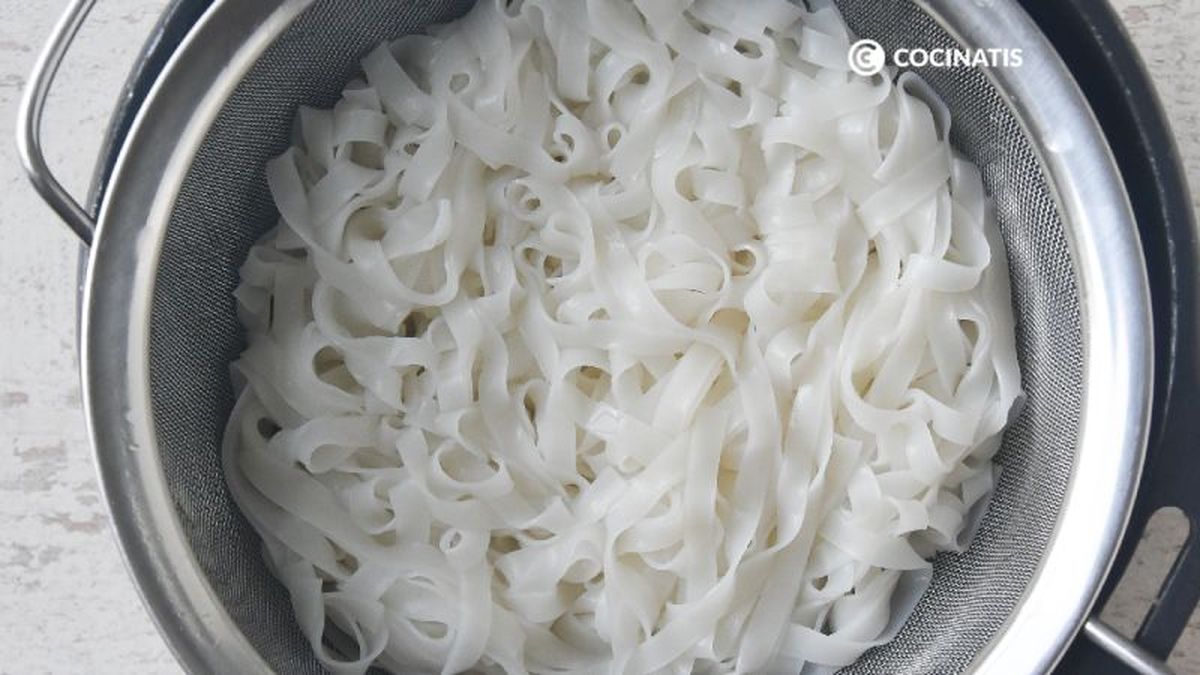 Cocer los noodles de arroz