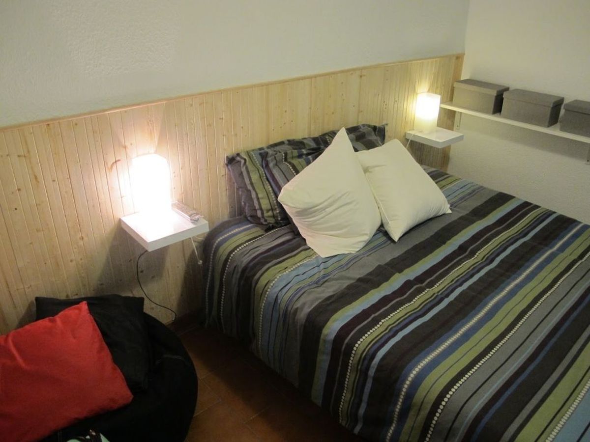 Cabeceros de madera en la comunidad de Hogarmania 2