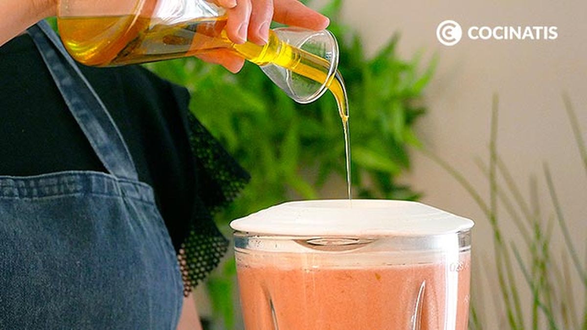 Receta de gazpacho sin pan  paso 4