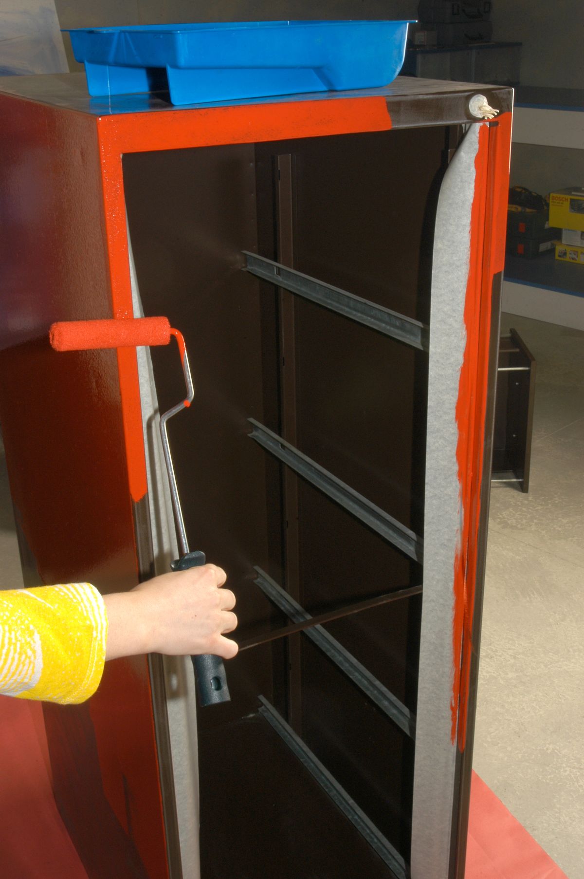 Pintar archivador metálico paso 4