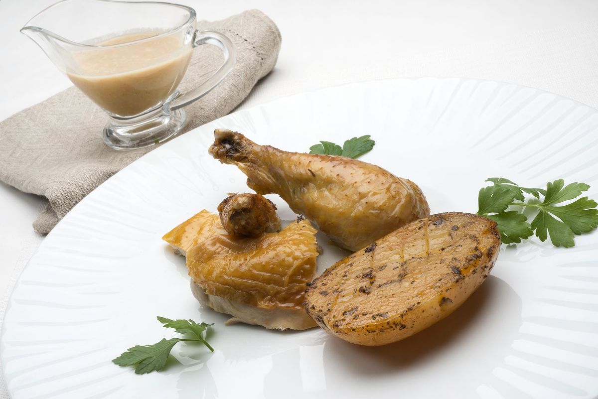 6081 1 Capon asado al txakoli con patatas xl