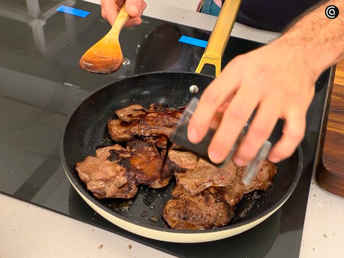 Cocina el hígado de ternera con un chorrito de vinagre