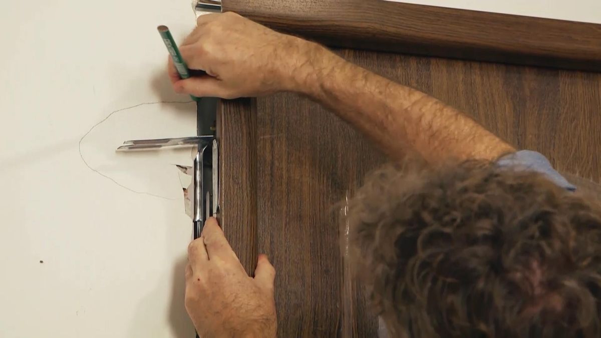 973 instalar puerta metalica paso 2