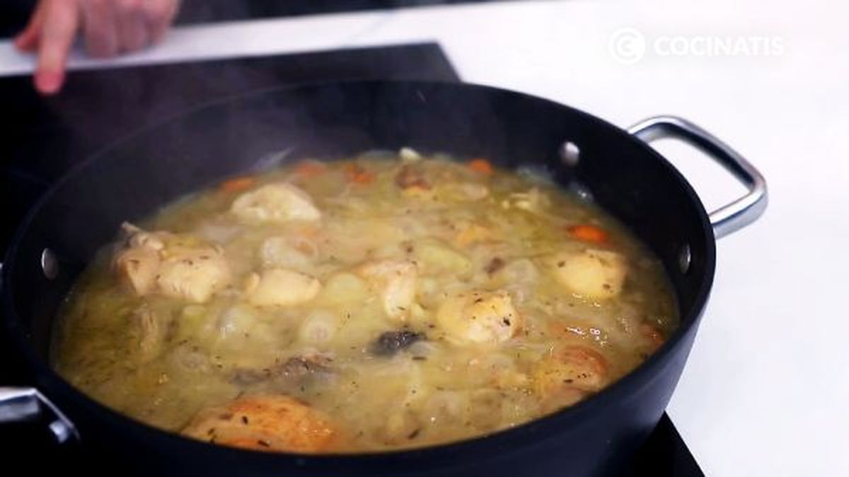 CTIS1069 receta pollo en salsa de la abuela paso 3