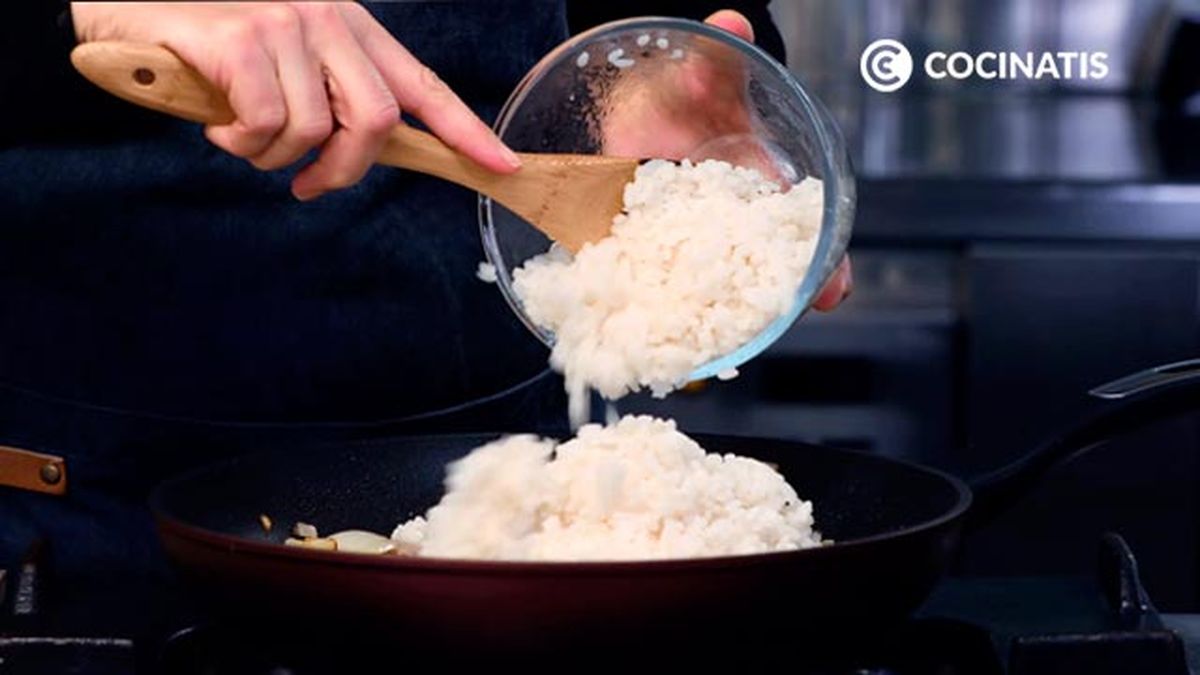Receta de arroz pilaf con albahaca y nueces  paso 5