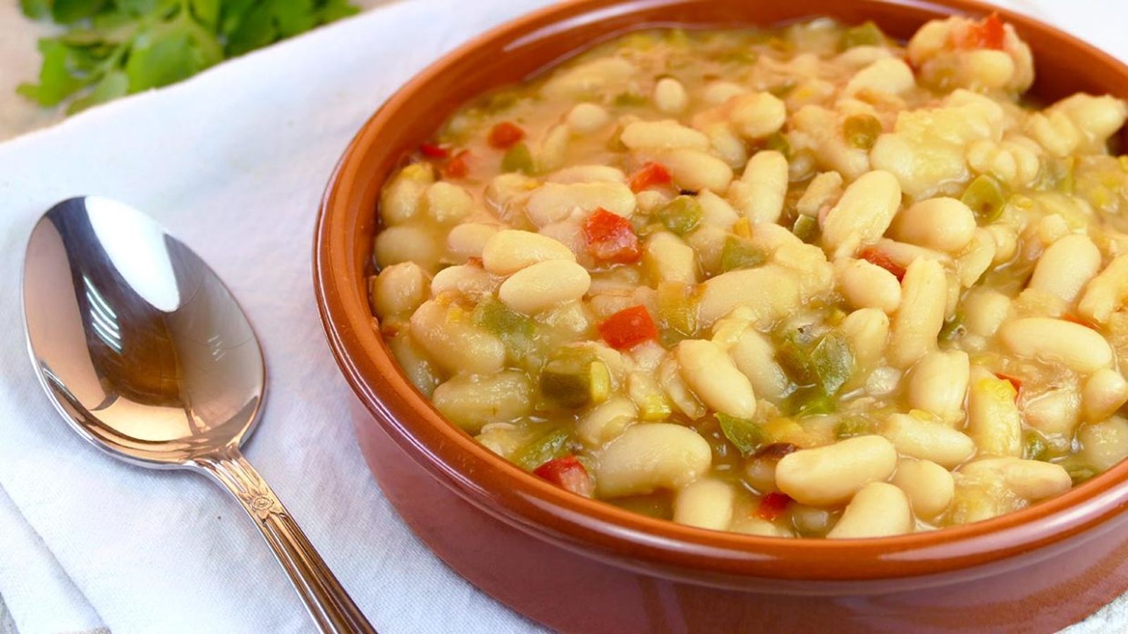 Alubias blancas con verduras